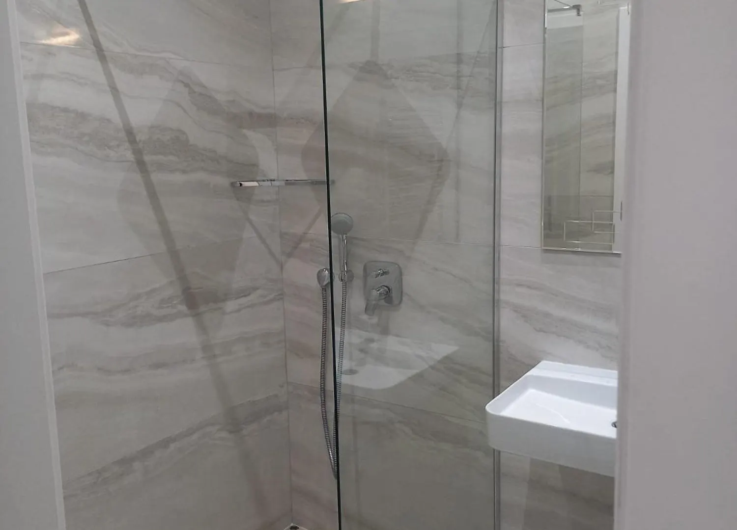 5 Beds 2 Bedrooms Top Apart In Vienna'S Heart Apartment